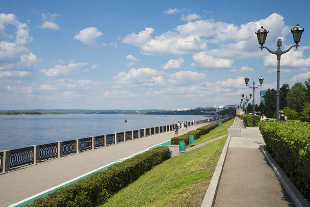 Volga river embankment in Samara, Russia. On a Sunny summer day. 19 June 2018 - Fotó, kép