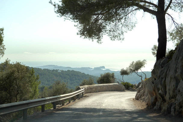An empty highway in Mallorca, Spain - Фото, зображення