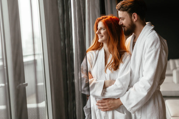 Beautiful couple enhoying wellness weekend in a luxurious resort - Valokuva, kuva