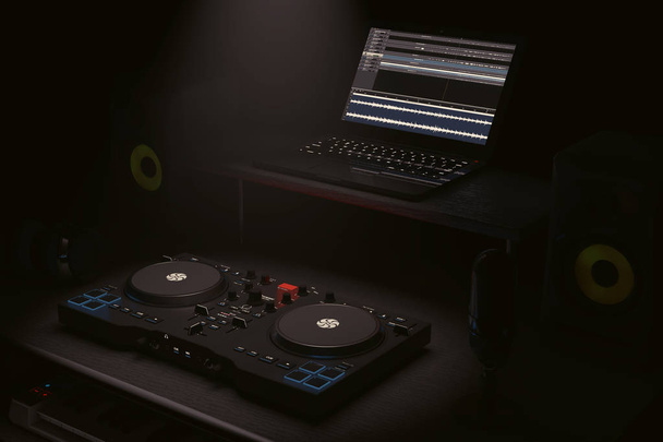 Modern Recording Music Home Studio con equipos e instrumentos electrónicos en un primer plano extremo de luz dramática. Renderizado 3d
 - Foto, imagen