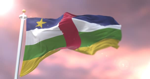 Gün batımı, döngü, Orta Afrika Cumhuriyeti sallayarak bayrak Rüzgar - Video, Çekim