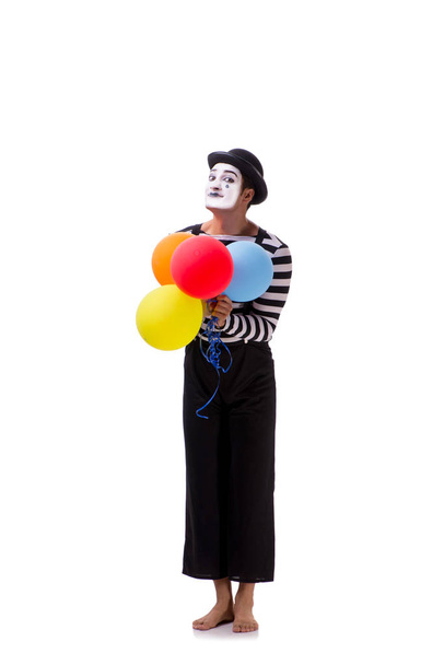 Mime met ballonnen geïsoleerd op witte achtergrond - Foto, afbeelding