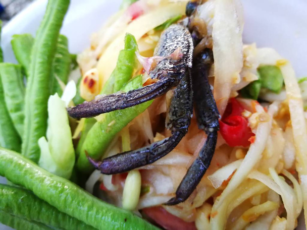 papaija mausteinen salaatti musta rapu riisin tilalla
 - Valokuva, kuva