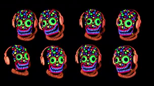 Zakręcony potwora Uv fluorescencyjny przerażające maski na ciemnym tle - Materiał filmowy, wideo