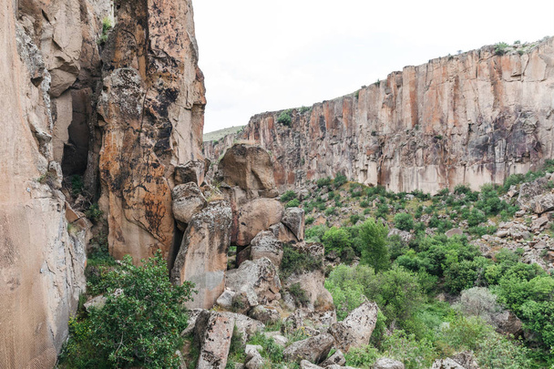 gyönyörű táj, a Göreme nemzeti park, cappadocia, Törökország - Fotó, kép