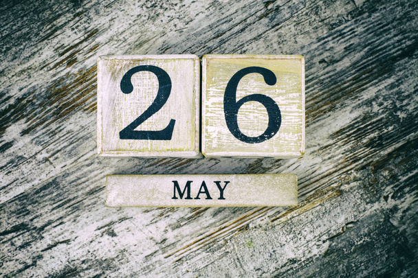 деревянный календарь с датой 26 мая - Фото, изображение