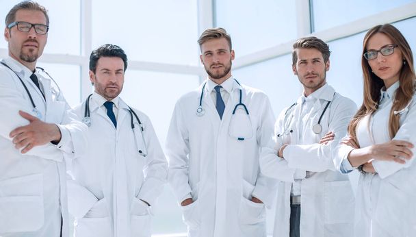 Portret van een groep van artsen van het medisch centrum - Foto, afbeelding