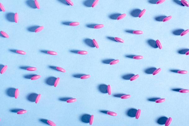 Pílulas redondas rosa
  - Foto, Imagem