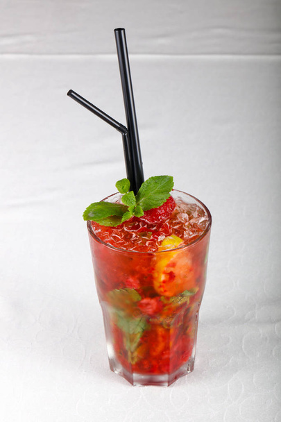 Strawberry mojito with mint - Photo, Image