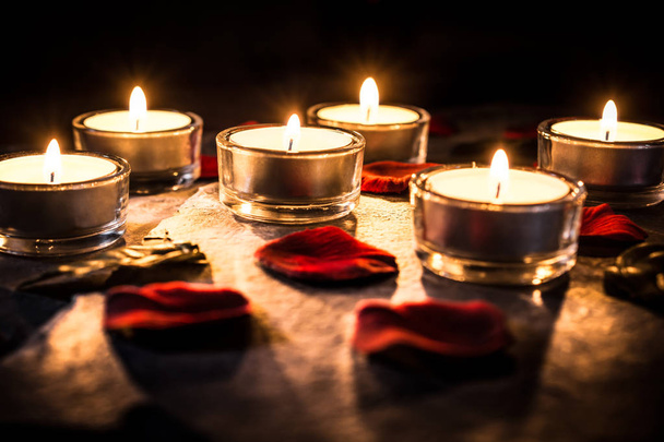 6 Romantic Tealights On Slate With Rose Petals And Leafs - Photo, Image