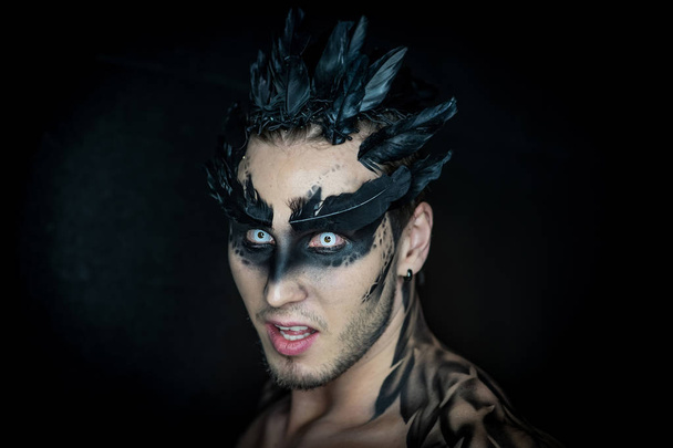 Professional make-up fantastic personag like a raven - Фото, зображення