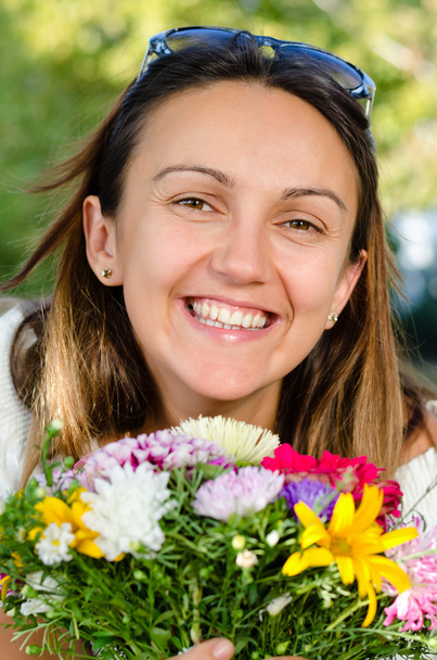 Beautiful woman smiling with joy - Fotografie, Obrázek