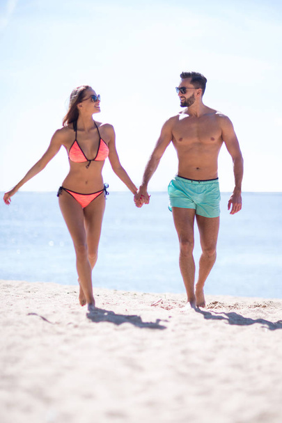 Picture of happy couple on the beach. - Foto, immagini