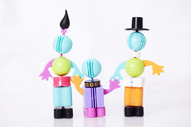 Familia de muñecas de plástico
 - Foto, Imagen