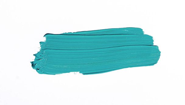 Pincelada de color turquesa aislada sobre fondo blanco
 - Foto, imagen