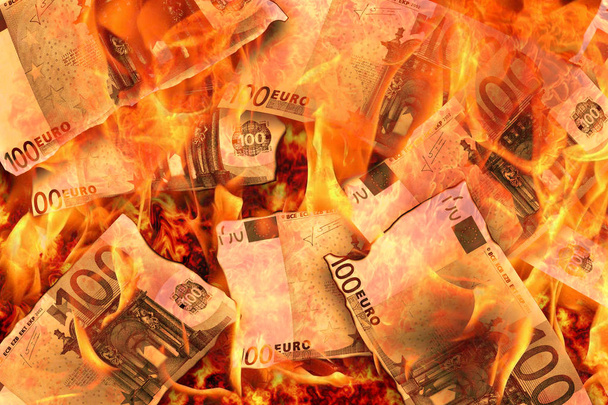100 banknotów spalanie w płomieniach - Zdjęcie, obraz