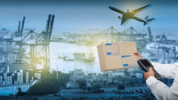 Arka plan, lojistik ve Ulaştırma kavramı da açık endüstriyel konteyner kargo lojistik ağ dağıtım ile dünya harita yük gemi için hızlı veya nakliye, anında Online mal siparişleri kavramı - Fotoğraf, Görsel