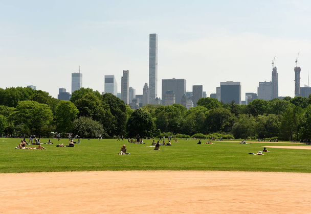 New York, USA - May 25, 2018: People in Central Park in New York. - Photo, image