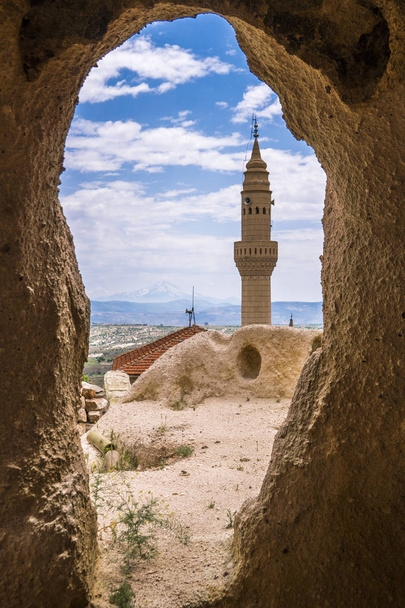 Uchisar kasteel in Cappadocië. - Foto, afbeelding