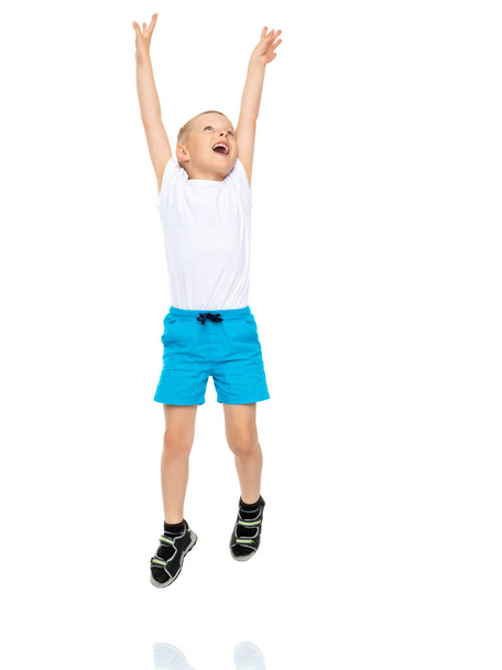Little boy jumping - Foto, Imagen