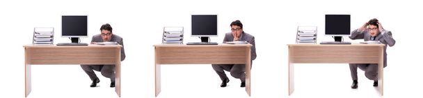 Empresário escondido no escritório isolado em branco
 - Foto, Imagem