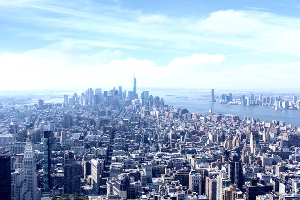 вид с воздуха на Манхэттен Сити, Нью-Йорк, США
 - Фото, изображение