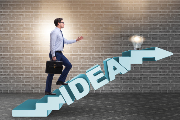 Концепция идеи с предпринимателем, поднимающимся по лестнице - Фото, изображение