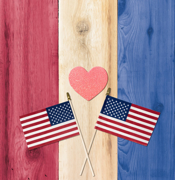 EUA cores da bandeira com bandeiras para o dia da independência
 - Foto, Imagem