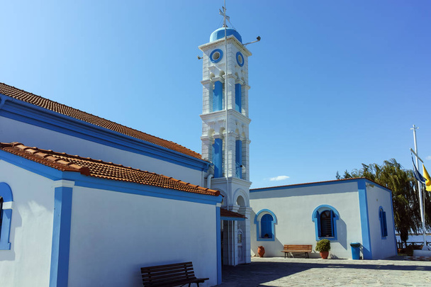 Klášter Svatý Mikuláš na dvou ostrovech v Porto Lagos poblíž města Xanthi, Východní Makedonie a Thrákie, Řecko - Fotografie, Obrázek