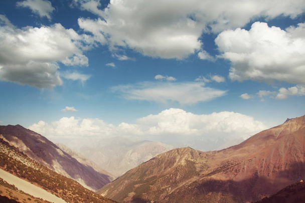 A Pamir magas hegy gyönyörű - Fotó, kép