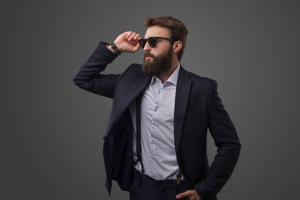 Confident businessman looking away - Photo, Image