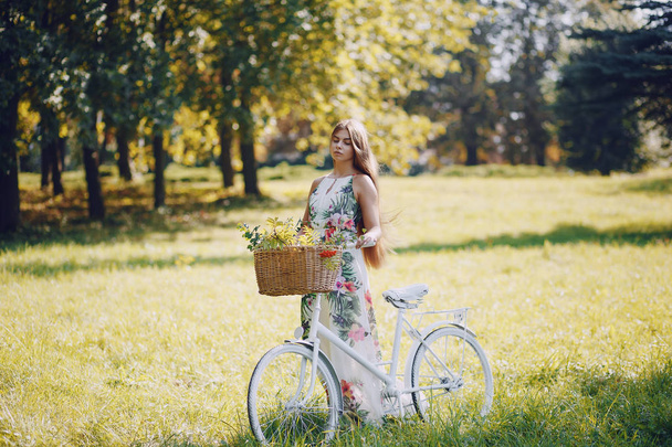 Girl with a bike - Foto, Imagem
