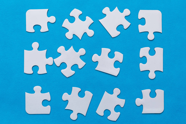 abstract puzzle background with piece missing. blue background - Foto, Bild