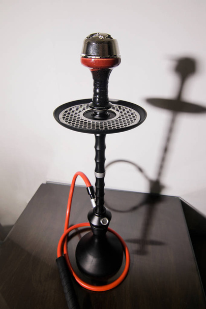 New Glass Hookah with beautiful backlight in the cafe - Foto, immagini