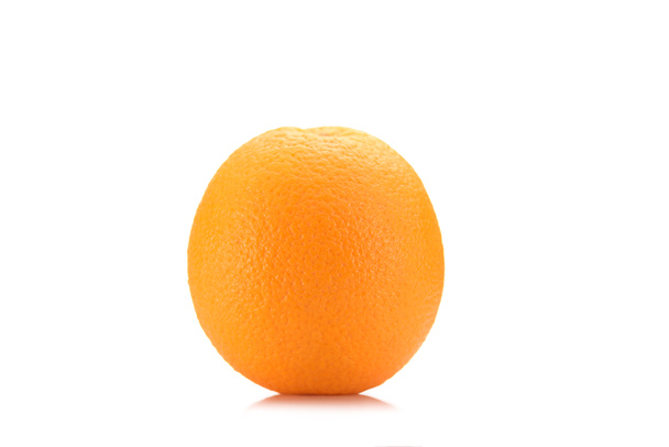 vista de cerca de naranja fresca sana aislada en blanco
 - Foto, Imagen
