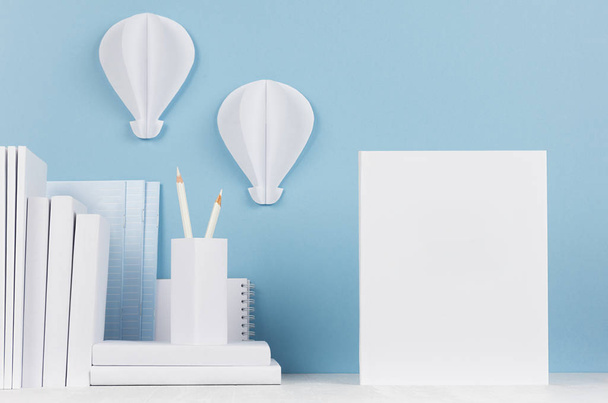 Creative mock up back to school - white stationery, blank blank paper and hot air balloons origami on soft blue backdrop. - Фото, зображення