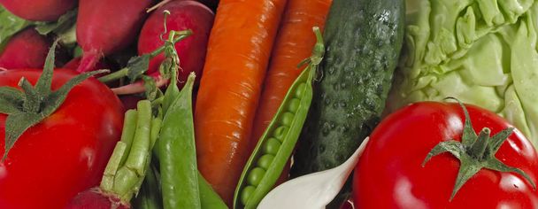 Différents légumes crus background.Healthy alimentation
. - Photo, image