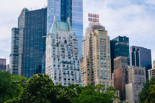 Buildings near Central Park in Manhattan, New York City. - Фото, зображення