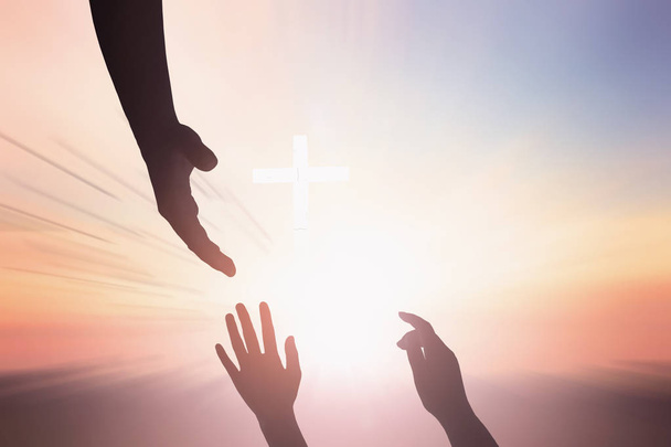 Journée mondiale du souvenir : la main secourue de Dieu
 - Photo, image