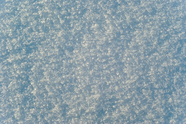 pozadí, textury: měkké, nadýchané povrchu čerstvě napadaném sněhu s odlišit jednotlivé vločky - Fotografie, Obrázek