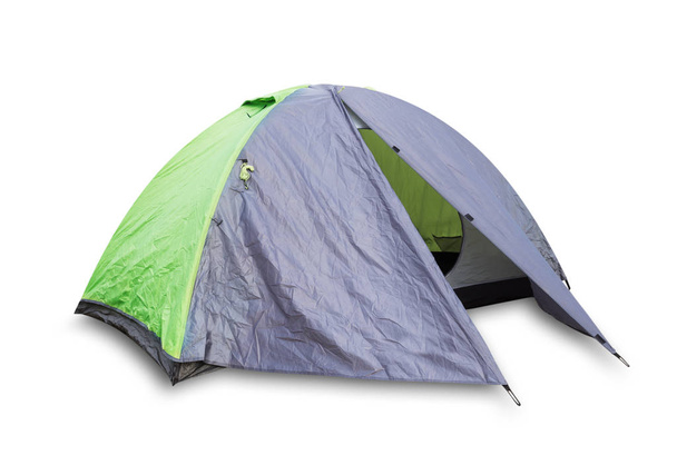 Zielony namiot turystyczny otwarty na białym tle - Zdjęcie, obraz