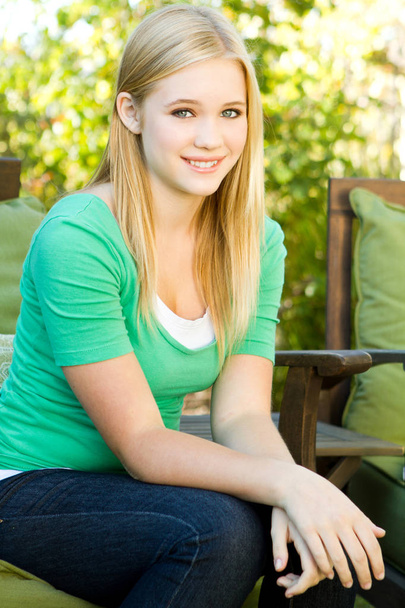 Young teen girl outside. - Photo, Image