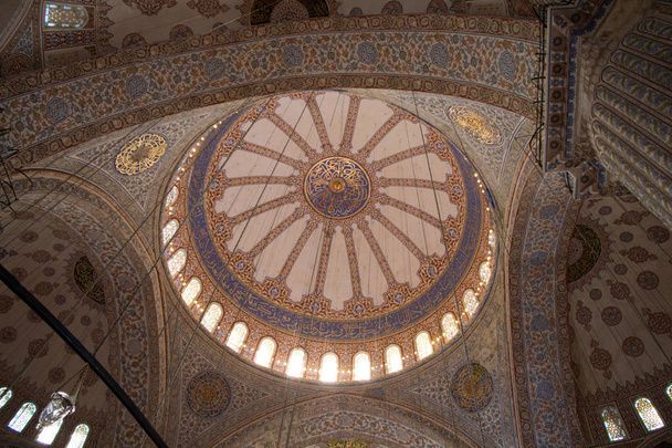 Inner view of dome in Ottoman architecture  in, Istanbul, Turkey - Φωτογραφία, εικόνα
