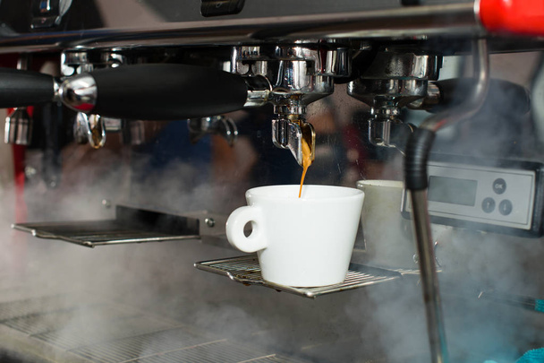 Barista Arbeitsplatz, Kaffeemaschine - Foto, Bild