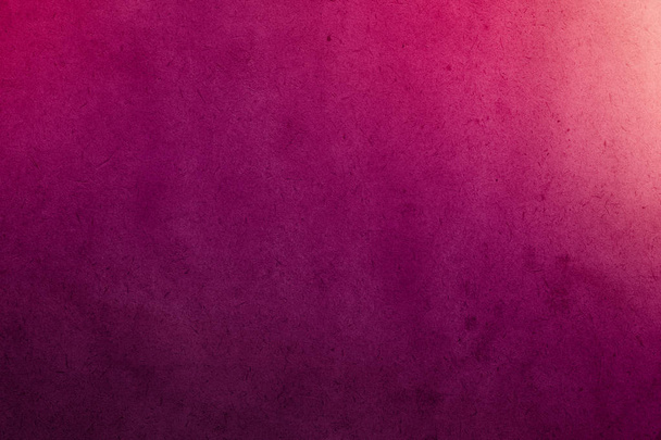 Syvä vaaleanpunainen kaltevuus akvarelli maali vanhalla paperilla viljan tahra likainen rakenne abstrakti
 - Valokuva, kuva