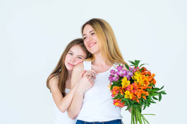 flower bouquet gift mother loving daughter family - Photo, Image