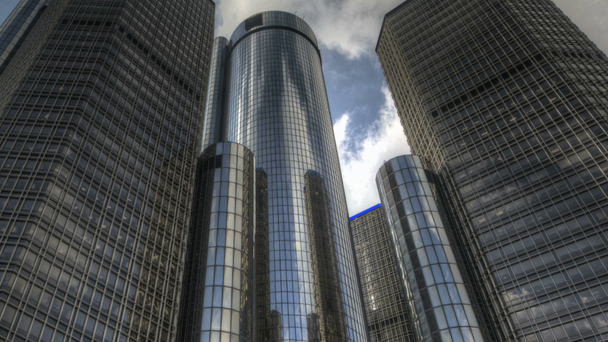 Rascacielos de Detroit
 - Metraje, vídeo
