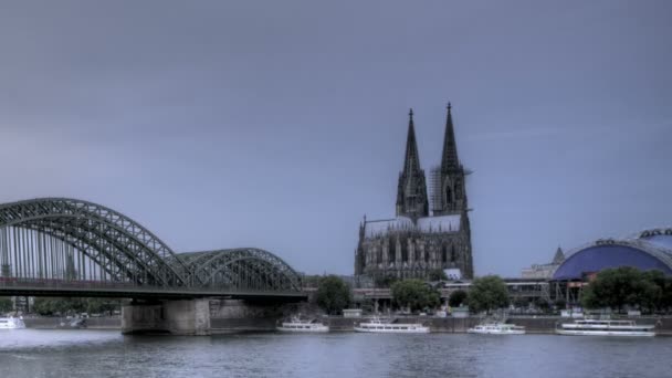 Köln Katedrali günbatımı - Video, Çekim