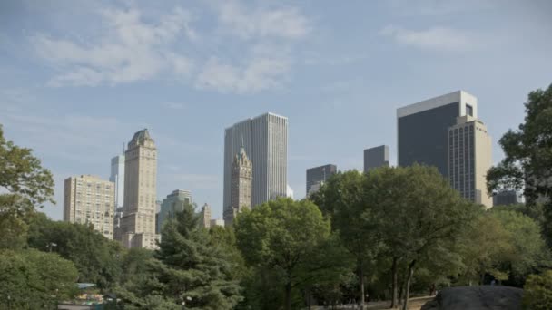 Central Park taivaanrantaan
 - Materiaali, video