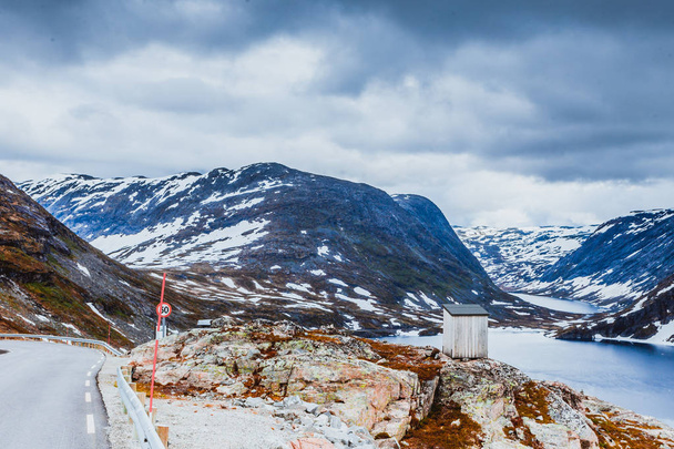 The Nibbevegen road up to Dalsnibba mountain, Norway - Zdjęcie, obraz